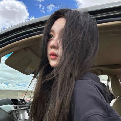 冰属性男子与酷酷女同事